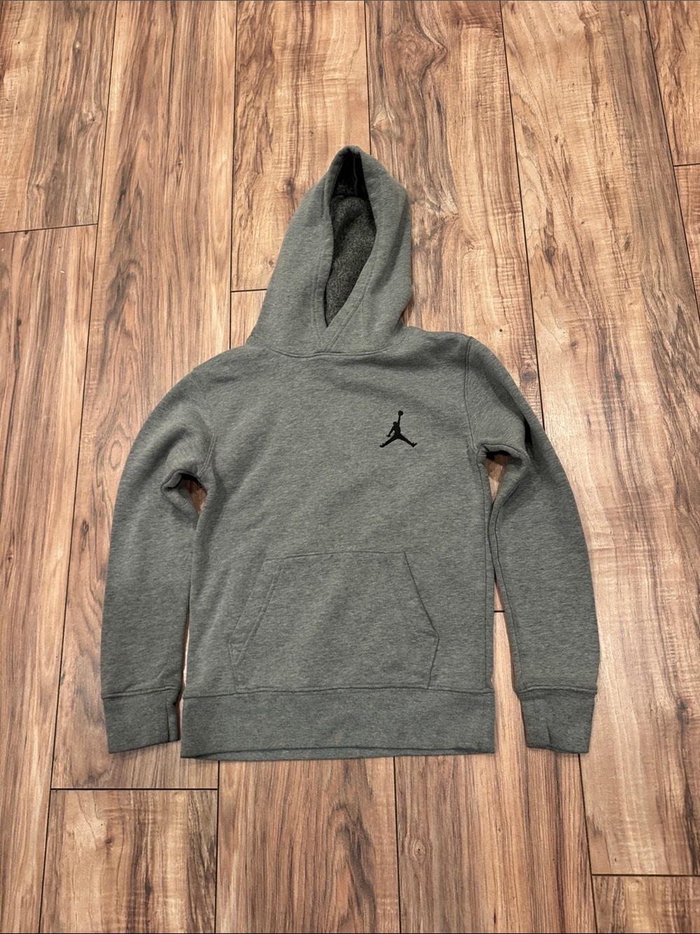 Jordan Boys Heather Gray Pullover Hoodie with Jumpman Logo size Small